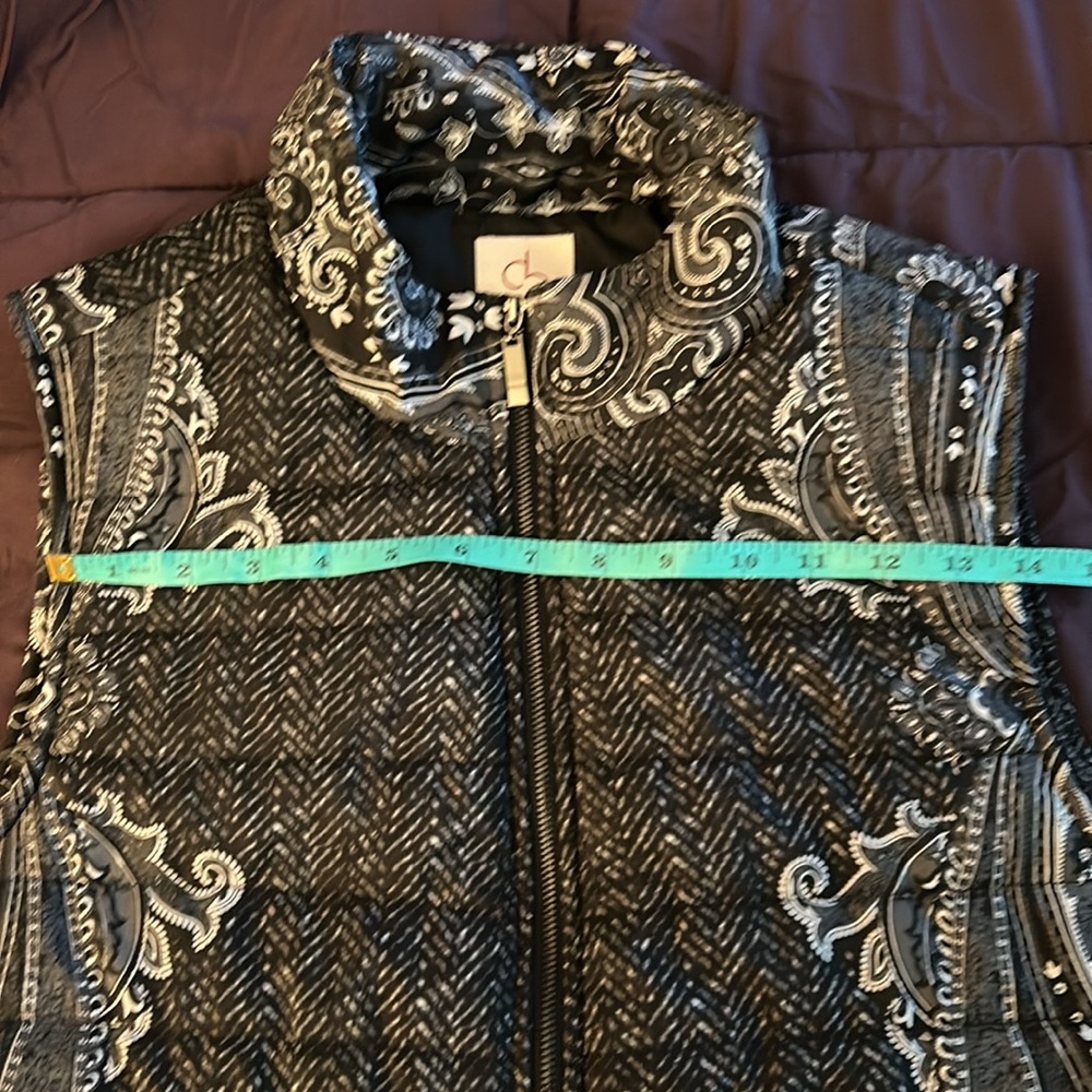 CB Established 1962 Womens Puffer Vest Handkerchief print Zip Up Lined B… - Picture 11 of 16